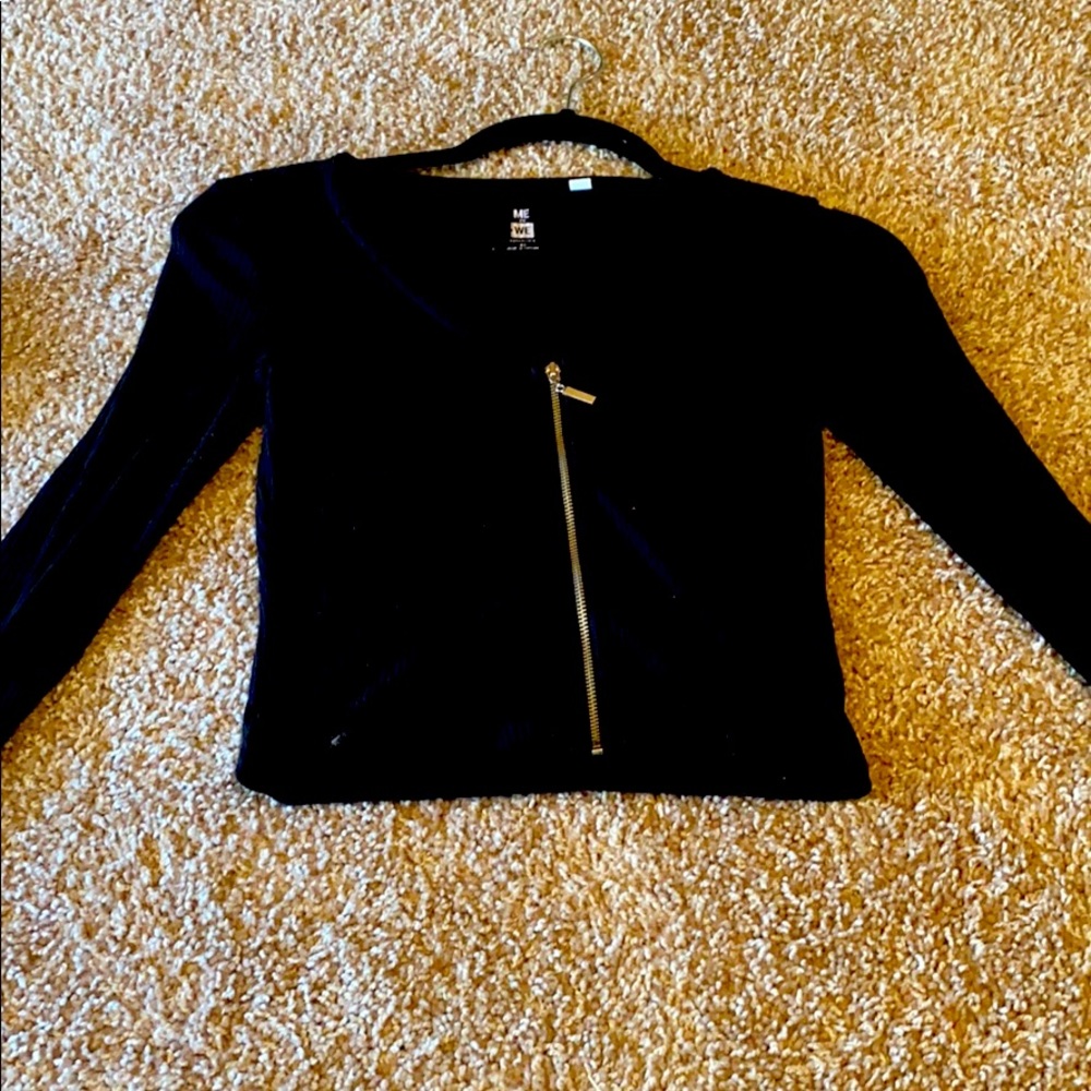 Long sleeve crop top